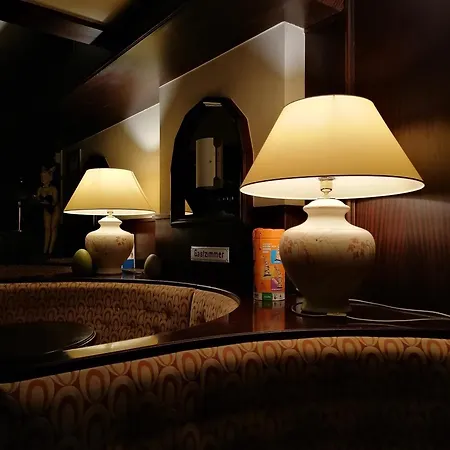 アパート Appartementhaus Mantl ヴェステンドルフ