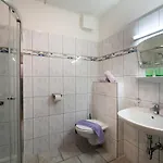 Daire Appartementhaus Mantl